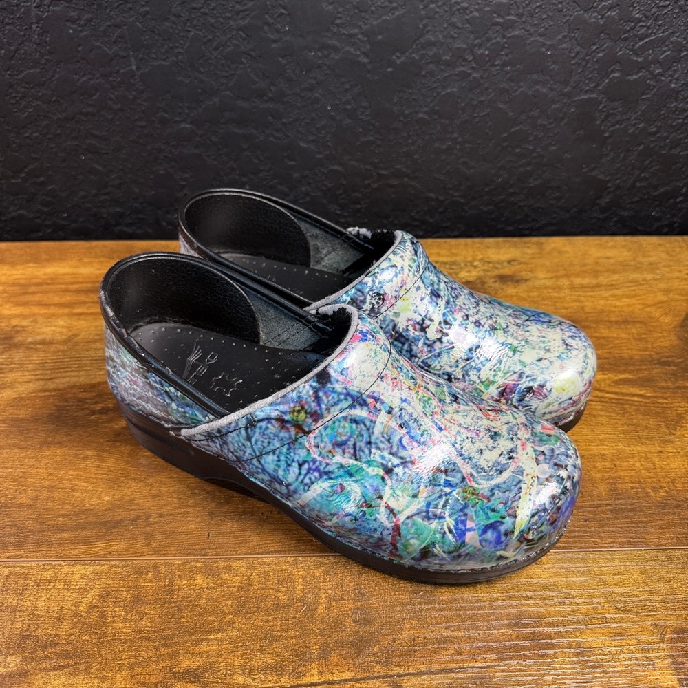 Dansko Professional Abstract Paint Multi Patent Leather Clogs Womens Size 40